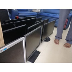 MONITER LCD 17 HP-USED