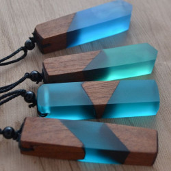 Fashionable Wood Resin Necklace Pendant