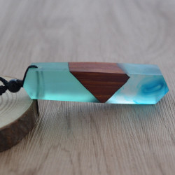 Fashionable Wood Resin Necklace Pendant