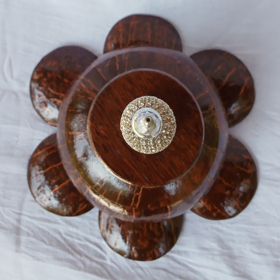 Coconut shell Stupa (දාගැබ)