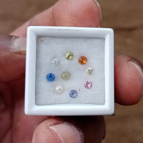 Gemstones NAWARATHNA set