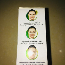 Fresh and white facial wash.