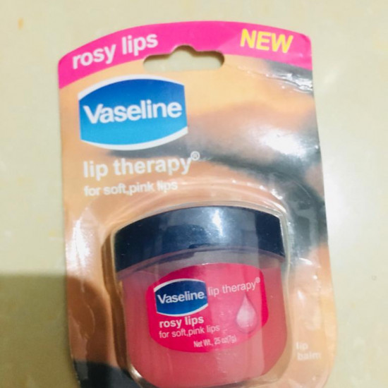 Valine Lip therapy Valine Lip therapy