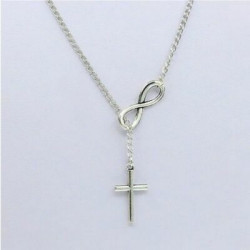 NECKLACE WITH CROSS PENDANT