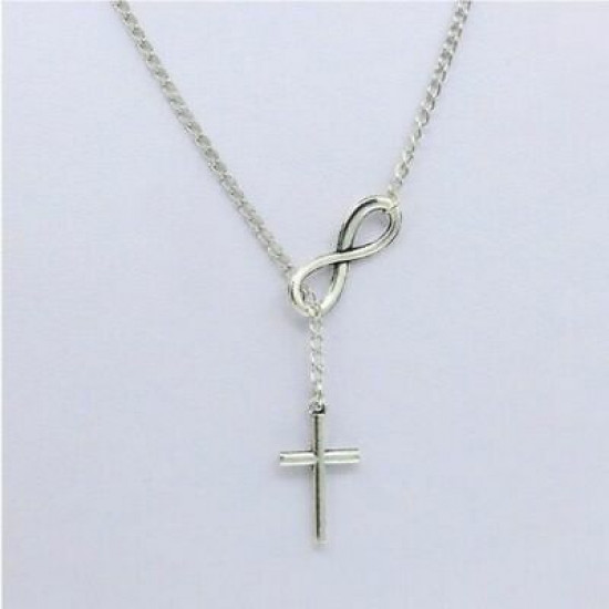 NECKLACE WITH CROSS PENDANT