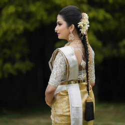 Kanchipuram Gold Saree with Blouce