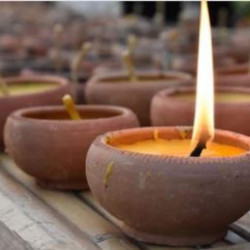 Candles ඉටි පුරවන ලද මැටි පහන් (5 Pcs ) Pack