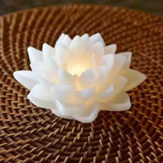 Lotus Candles සුවඳ ඉටිපන්දම් (5 Pcs ) Pack Lotus Candles සුවඳ ඉටිපන්දම් (5 Pcs ) Pack