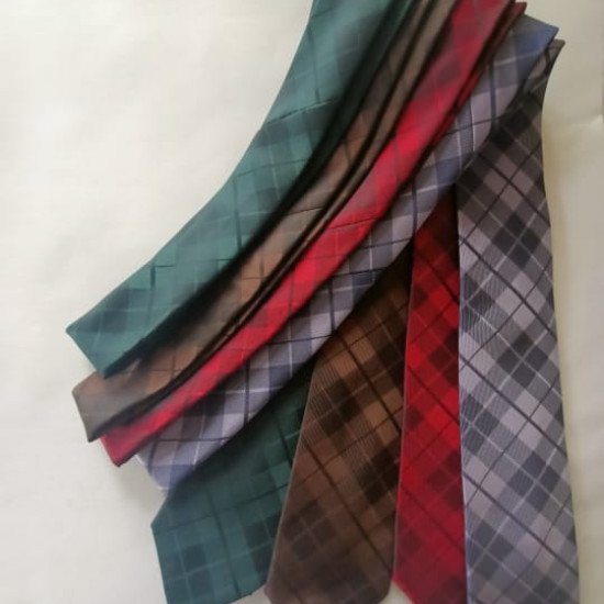 Edi Tie - Branded Edition/Ruwantha Tie Edi Tie - Branded Edition/Ruwantha Tie