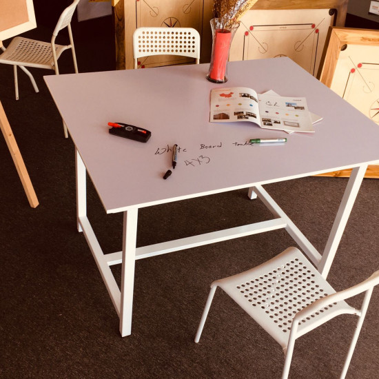 White board table 4x3