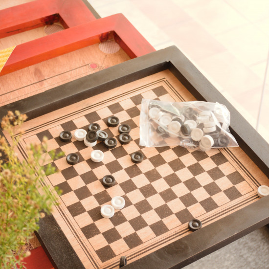 DAM BOARD // CHECKER BOARD DAM BOARD // CHECKER BOARD