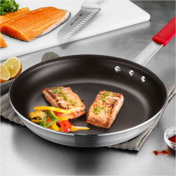 Frypan 26 cm Non stick with free spatula