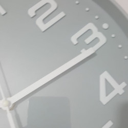 MODERN WALL CLOCK