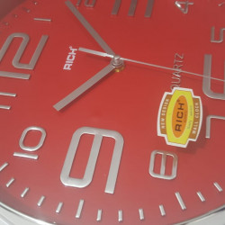 Classic Quartz Clock
