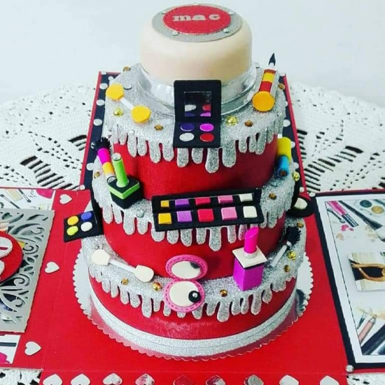 Explosion  box with 3D cake
