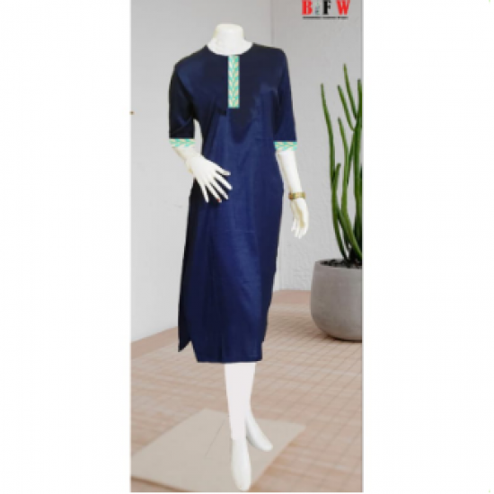 Women Green bordered Straight kurtis