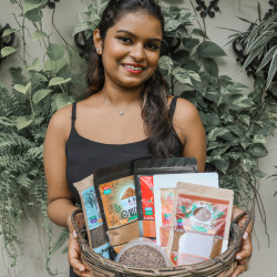 Mithra’s  Spices Hamper 1