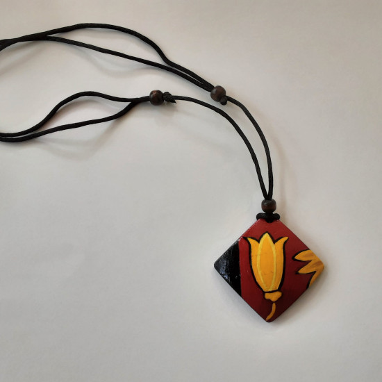 Necklace (Coconut Shell) Necklace (Coconut Shell)