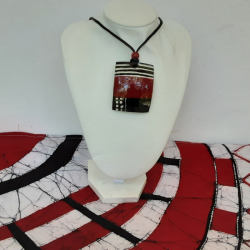 Necklace (Coconut Shell)/Fabricated Women