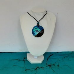 Necklace (Coconut Shell)/Fabricated Women