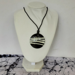 Necklace (Coconut Shell)/Fabricated Women