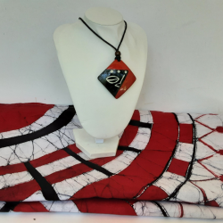Necklace (Coconut Shell)/Fabricated Women