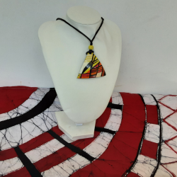 Necklace (Coconut Shell)/Fabricated Women