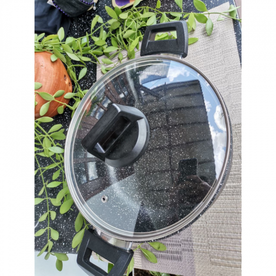 Non-stick Casserole with glass lid 24CM/Kavi Store