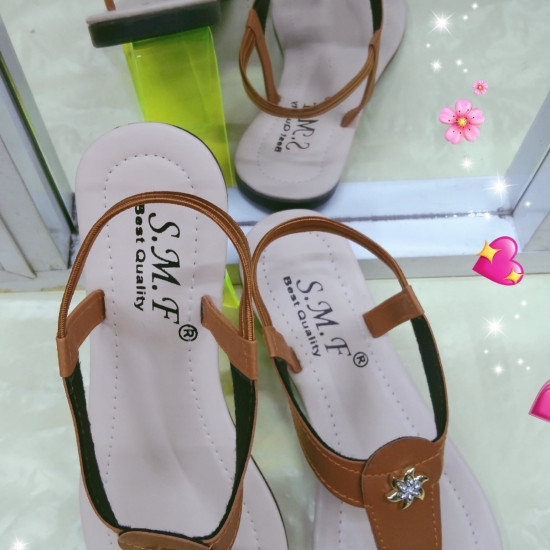 Ladies flat slippers