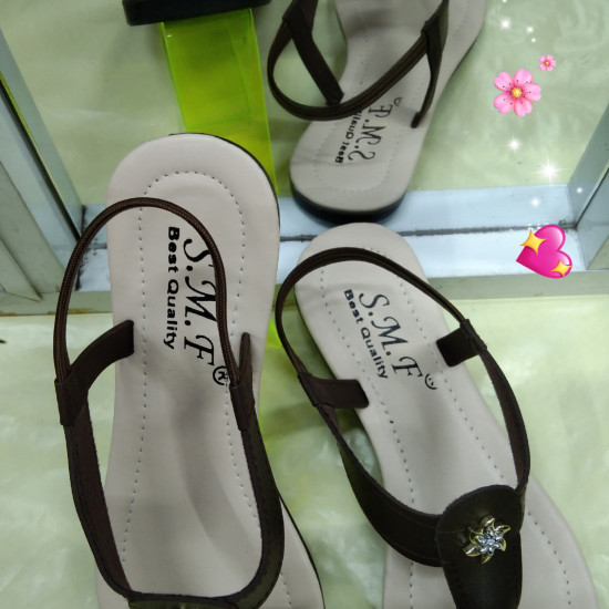 Ladies flat slippers