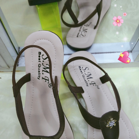 Ladies flat slippers