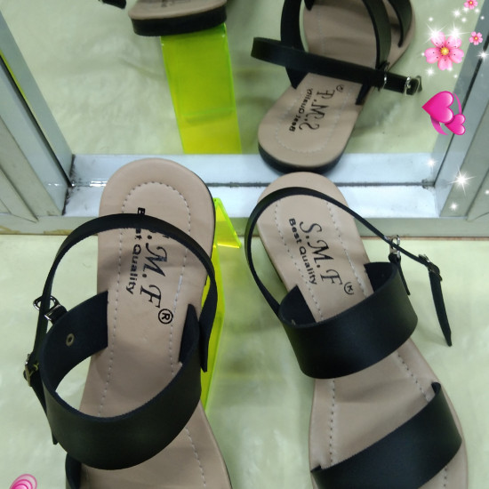 Ladies flat slippers