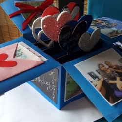 Amazing pop up box