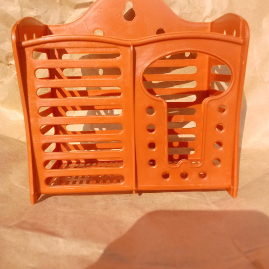 Kitchen cutlery holder