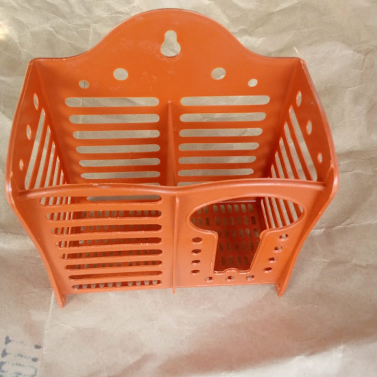 Kitchen cutlery holder