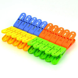 Plastic clothes clip